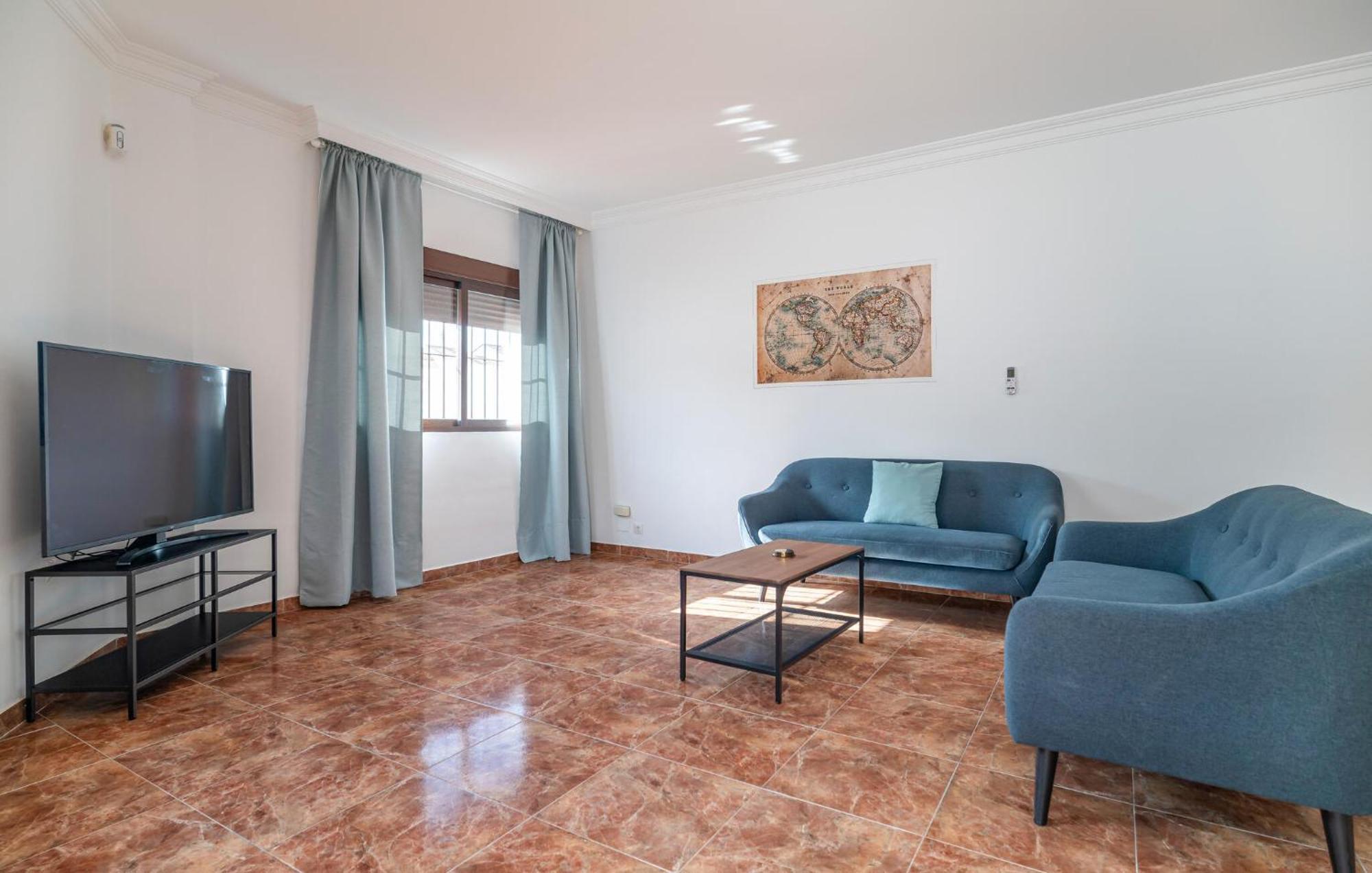 Lovely Home In Benalmadena With Kitchen Exteriör bild