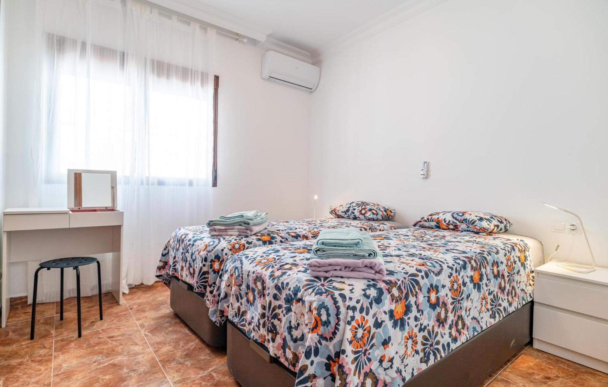 Lovely Home In Benalmadena With Kitchen Exteriör bild