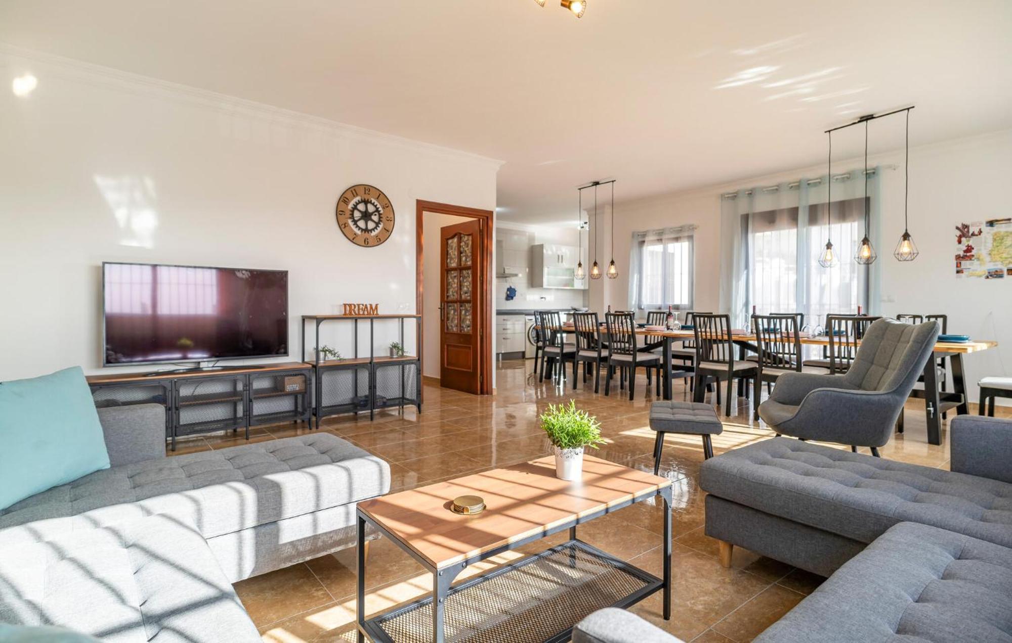 Lovely Home In Benalmadena With Kitchen Exteriör bild