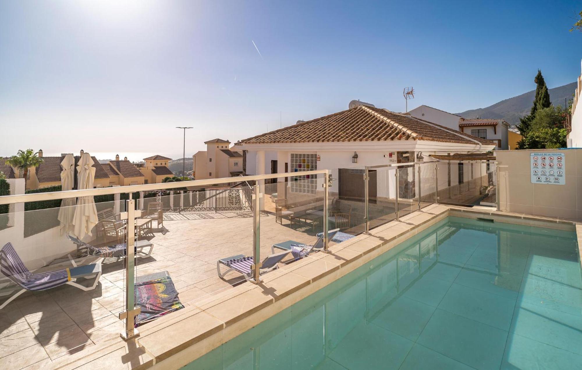 Lovely Home In Benalmadena With Kitchen Exteriör bild